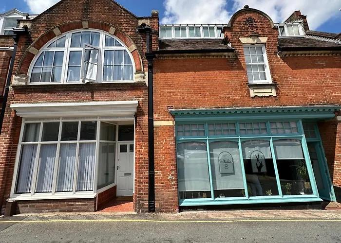 Taylor & Miller\'S Maisonette