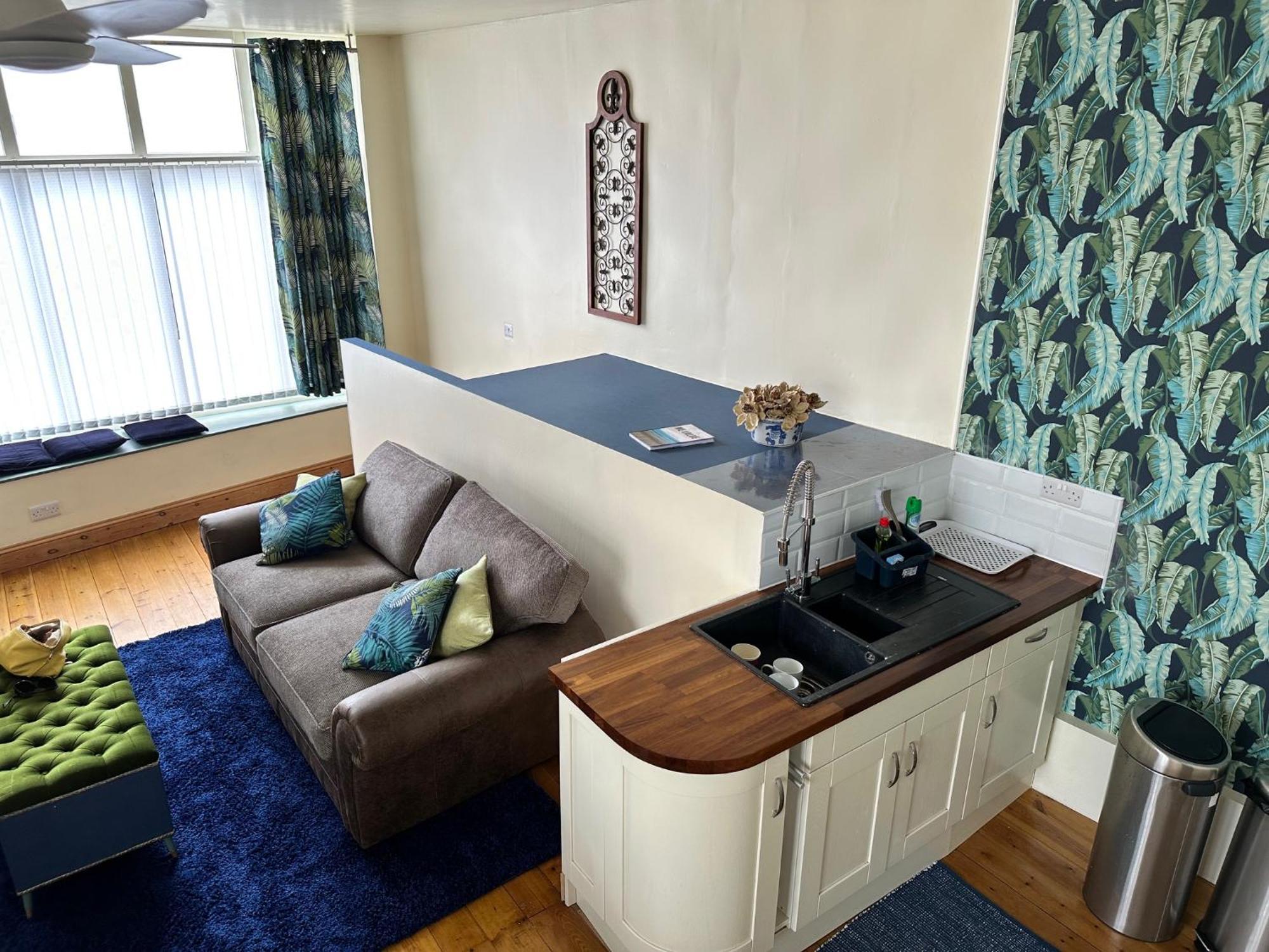 Taylor & Miller's Maisonette Apartment *